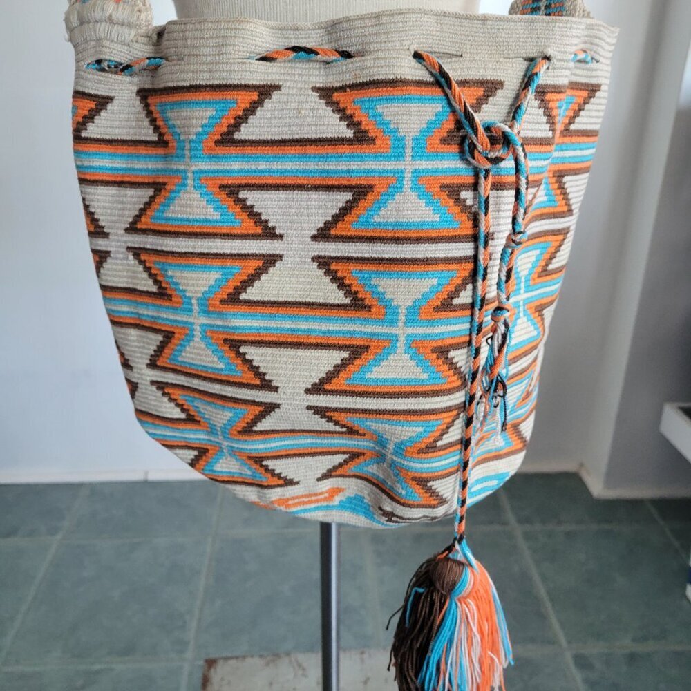 Wayuu Handmade Mochila Colombian Crochet Bag - Picture 7 of 15